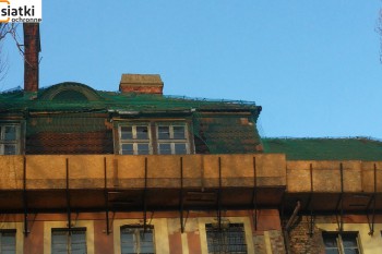 Siatki Sieradz - Zabezpieczenie przed spadającymi dachówkami – siatka dla terenów Sieradza